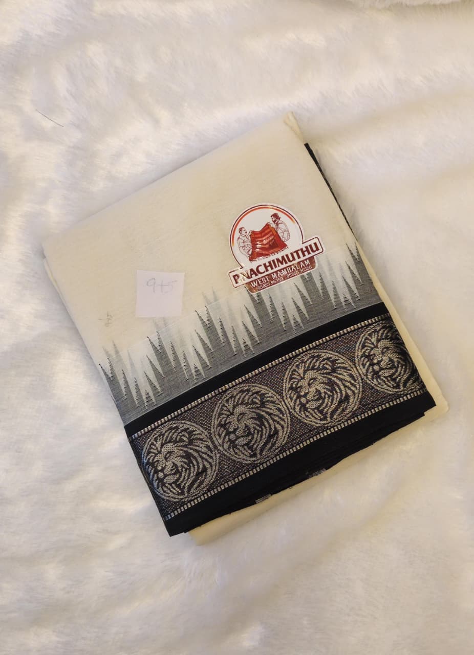 Thazhamboo Black border dhoti